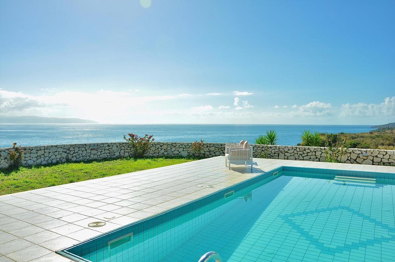 Seafront Villa Kefaloniaprivatevillas Trapezaki  Extérieur photo